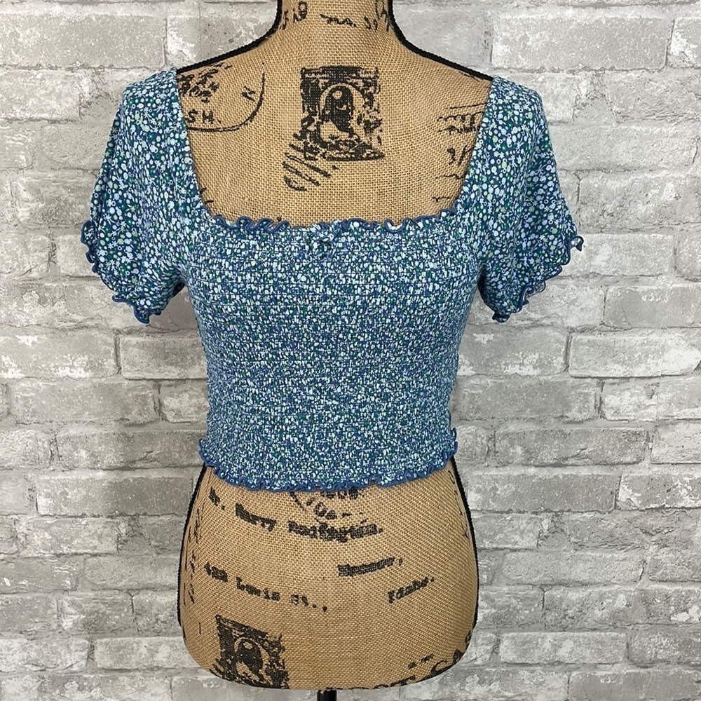 Aerie Blue Floral Smocked Crop Top